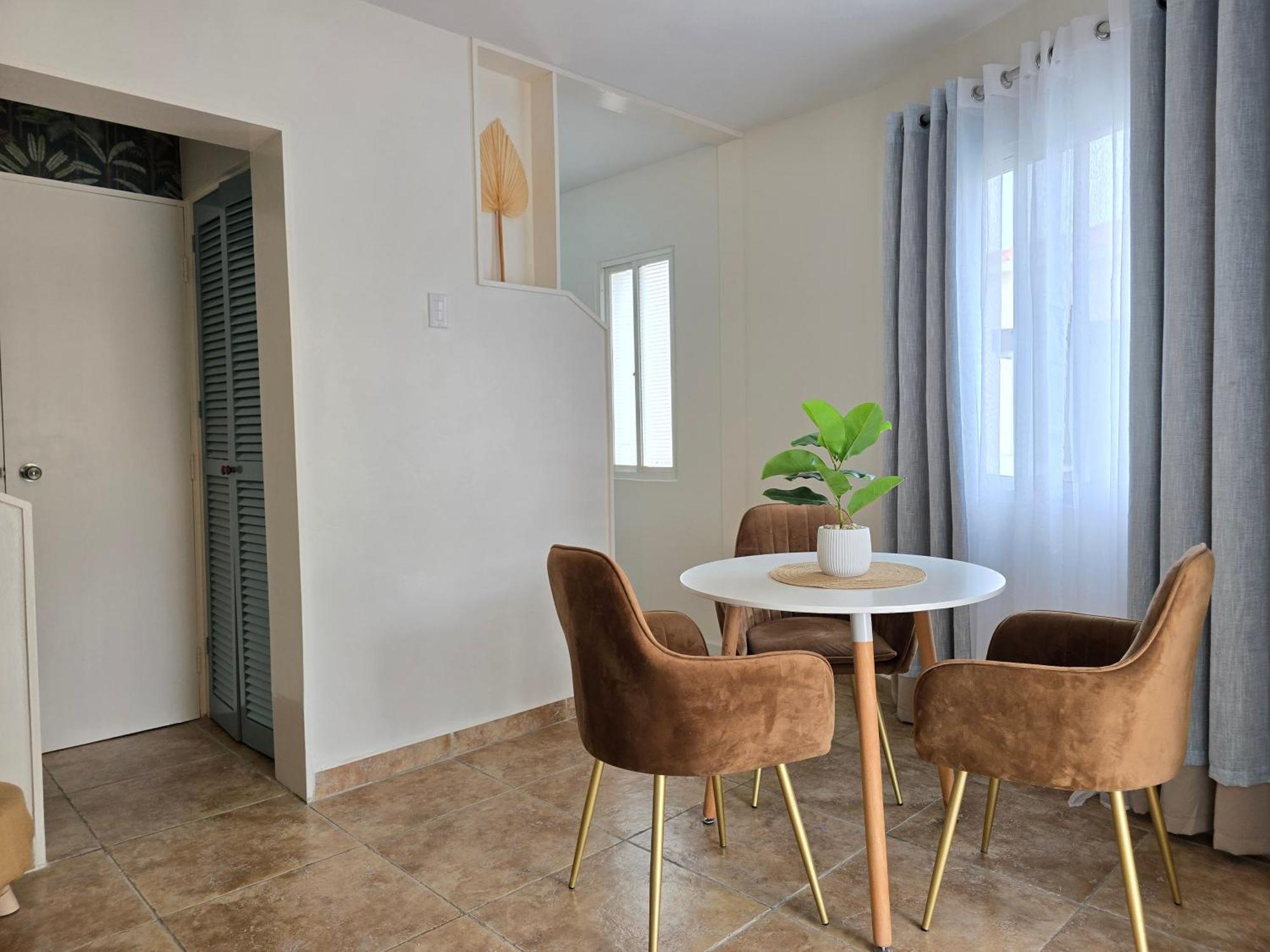 Rooi Santo Residence Palm Beach Luaran gambar
