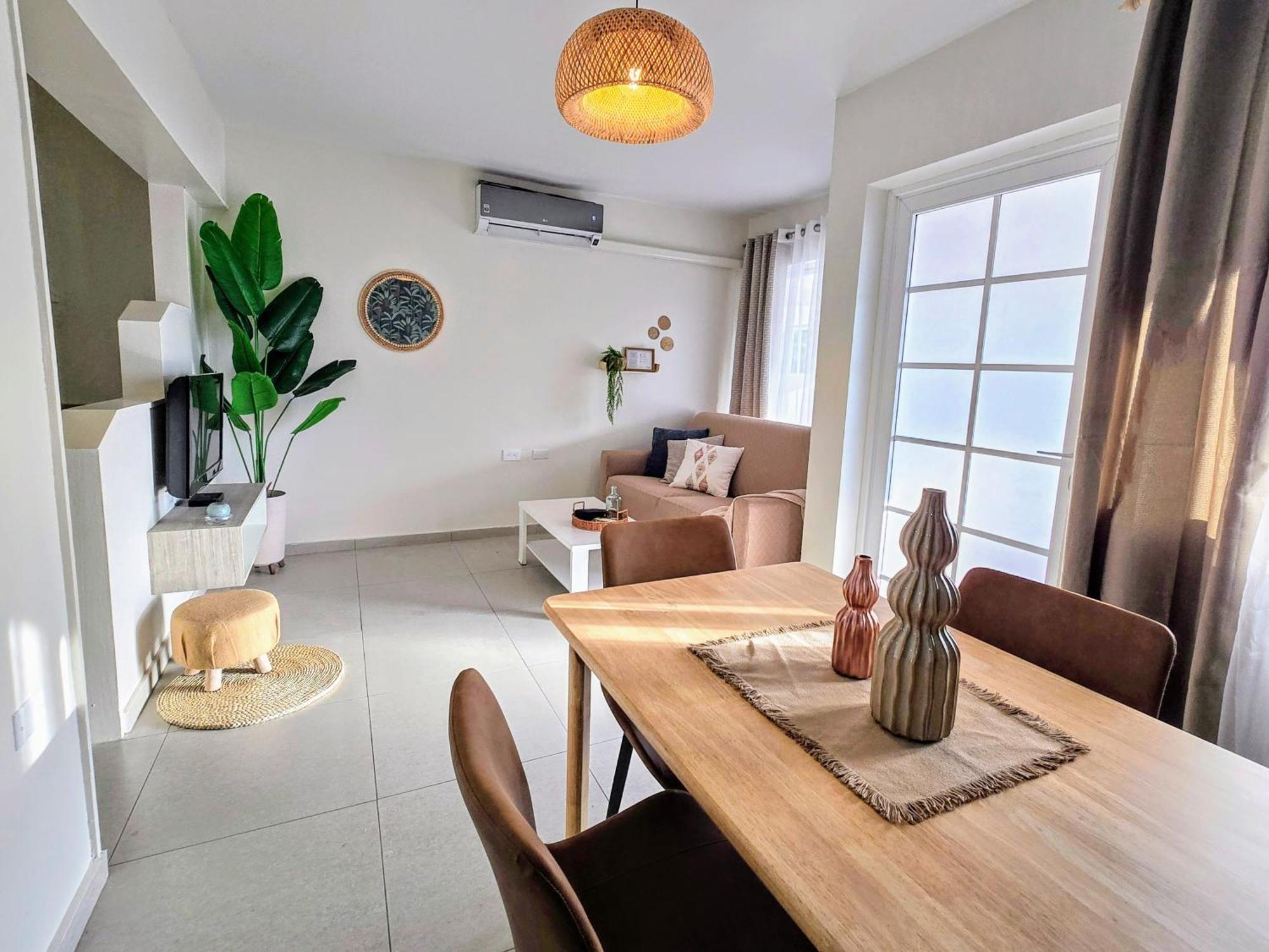 Rooi Santo Residence Palm Beach Luaran gambar